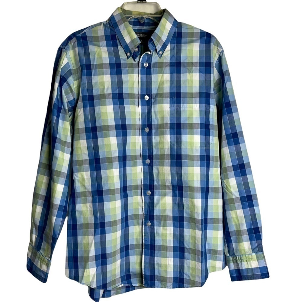 Croft & Barrow Plaid Button Down Dress Shirt Size M